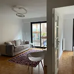Cozy Flat The Parisian Stopover * Paris