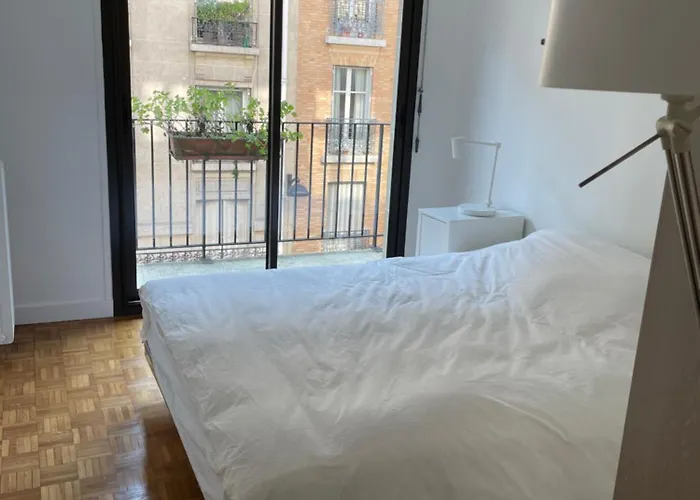 Cozy Flat The Parisian Stopover